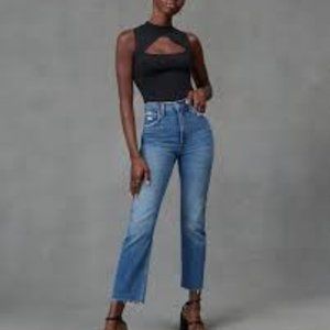 Ultra High Rise Ankle Straight Jeans